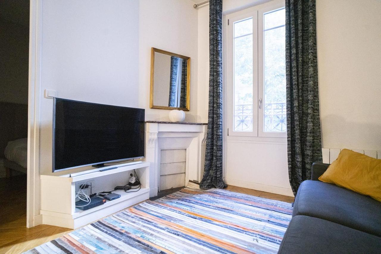 פריז Apartment Near Montmartre מראה חיצוני תמונה